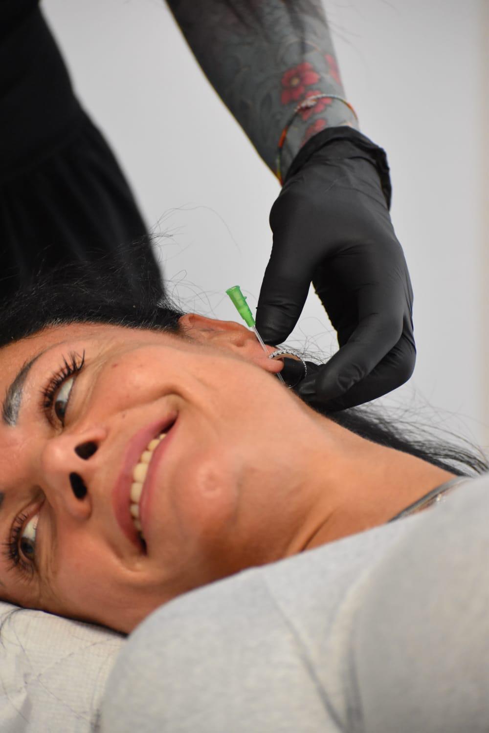 Curated ear: cambio gioiello all'orecchio